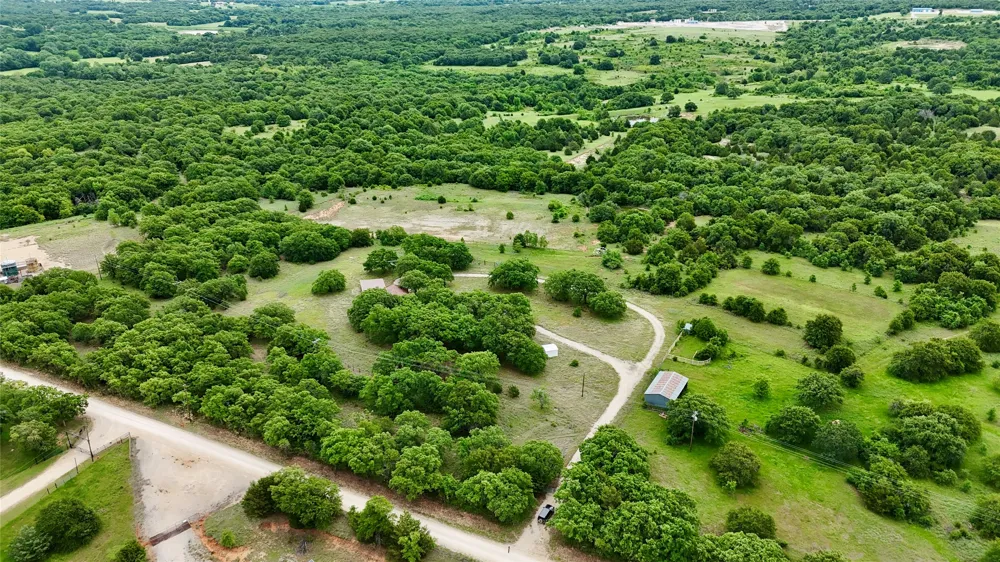 2753 Big Tree Road Montague, TX 76251