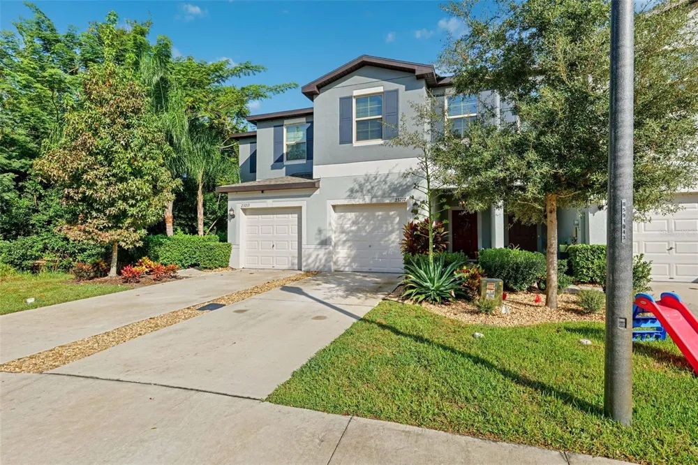 23217 WILLOW GLEN WAY Lutz, FL 33549