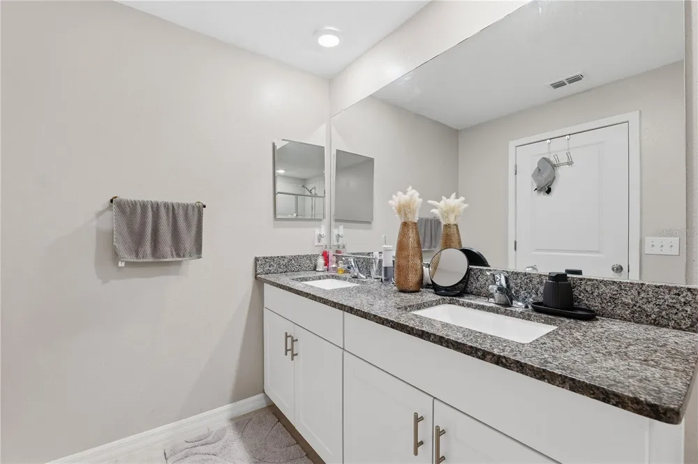 23217 WILLOW GLEN WAY Lutz, FL 33549