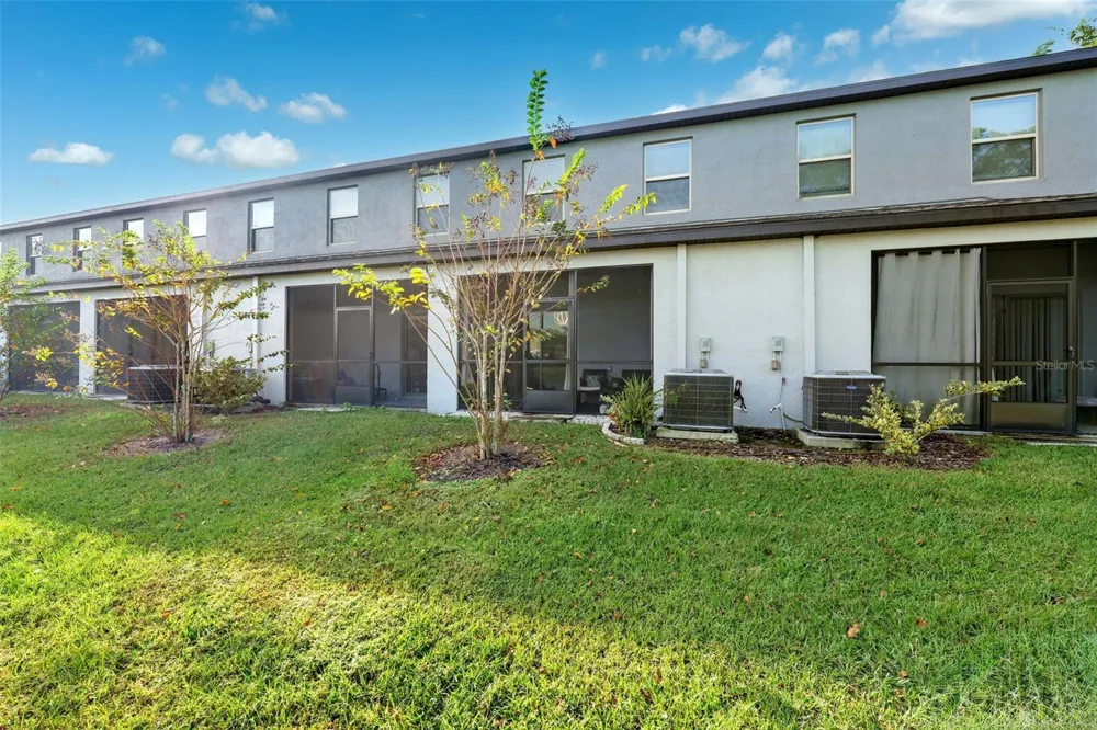 23217 WILLOW GLEN WAY Lutz, FL 33549