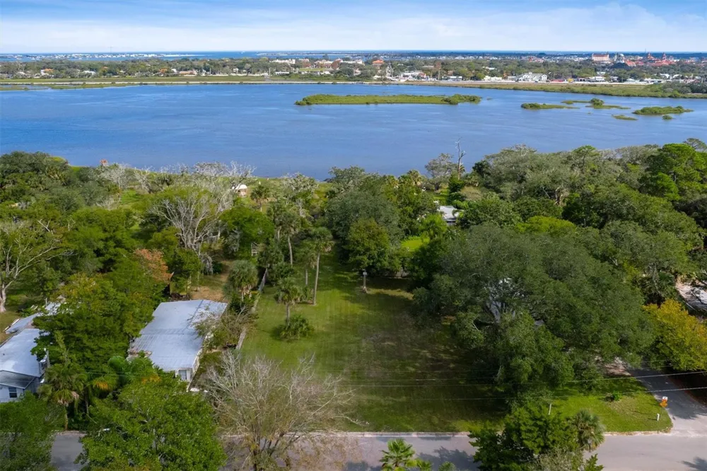 29 & 27A FLORIDA AVENUE St Augustine, FL 32084