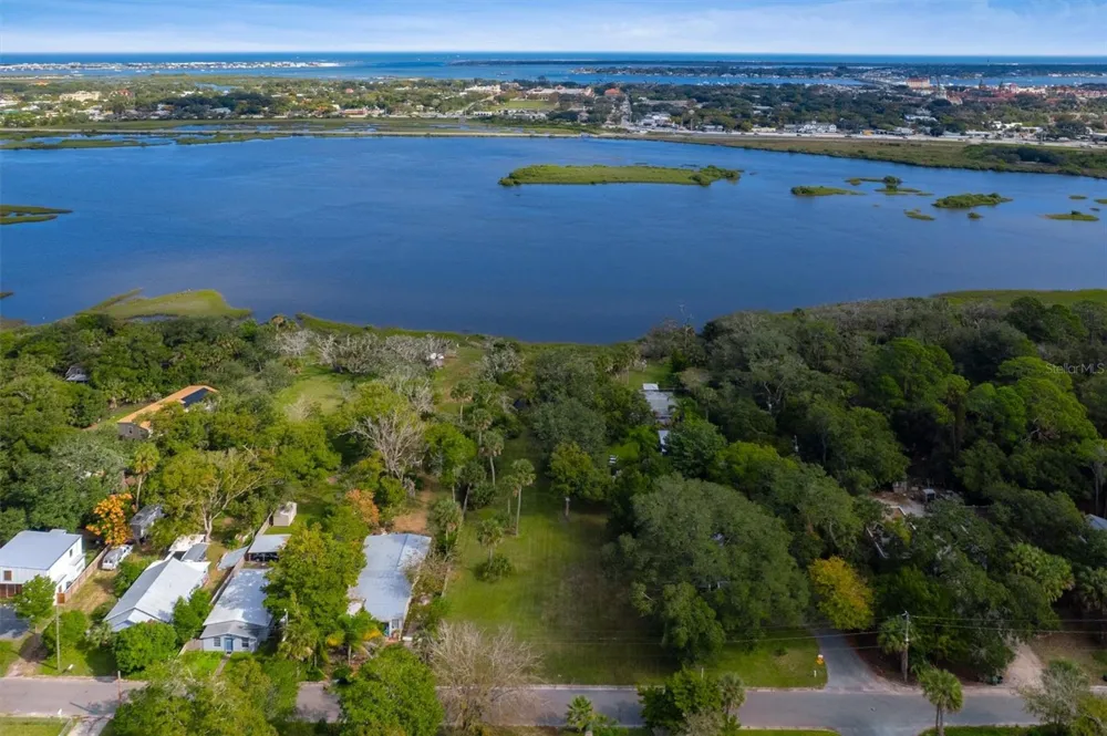 29 & 27A FLORIDA AVENUE St Augustine, FL 32084
