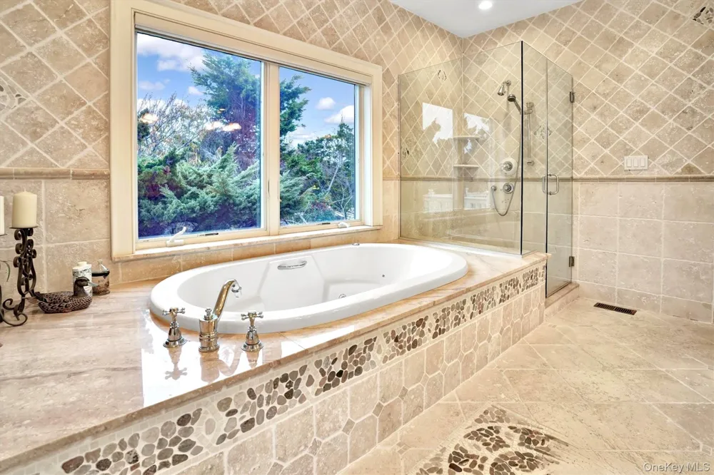 605 Dune Road Westhampton, NY 11977