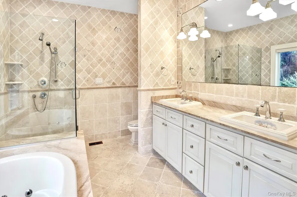 605 Dune Road Westhampton, NY 11977