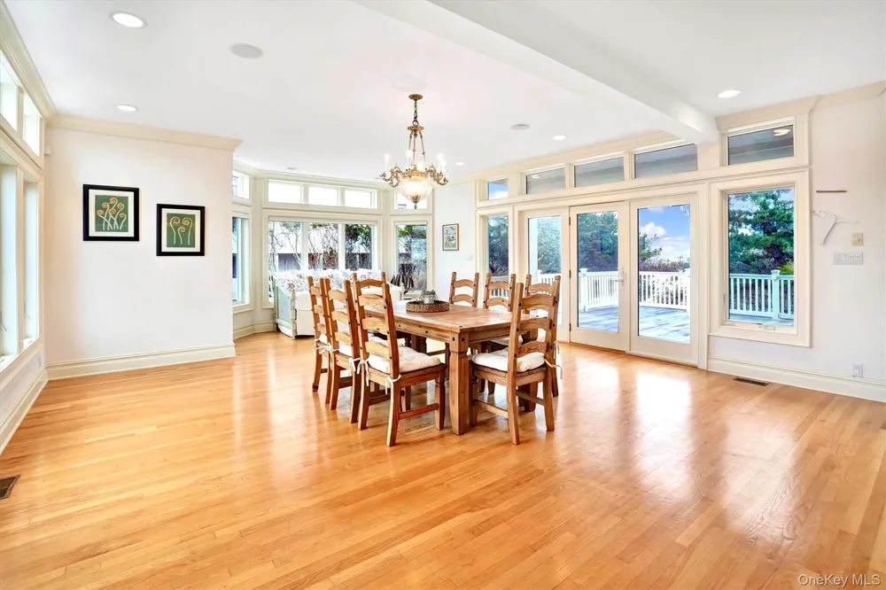 605 Dune Road Westhampton, NY 11977