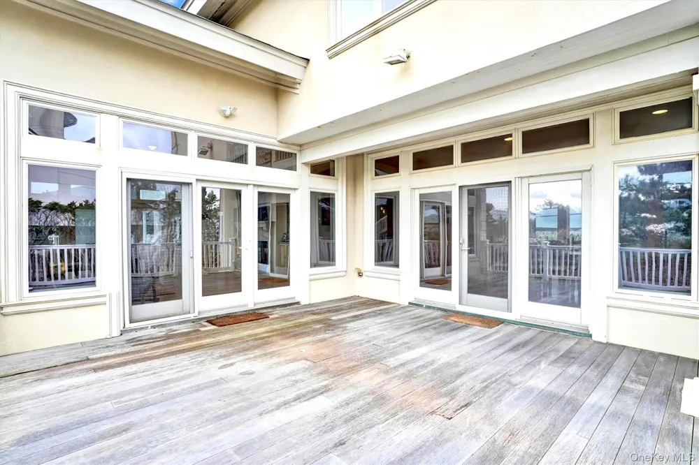 605 Dune Road Westhampton, NY 11977