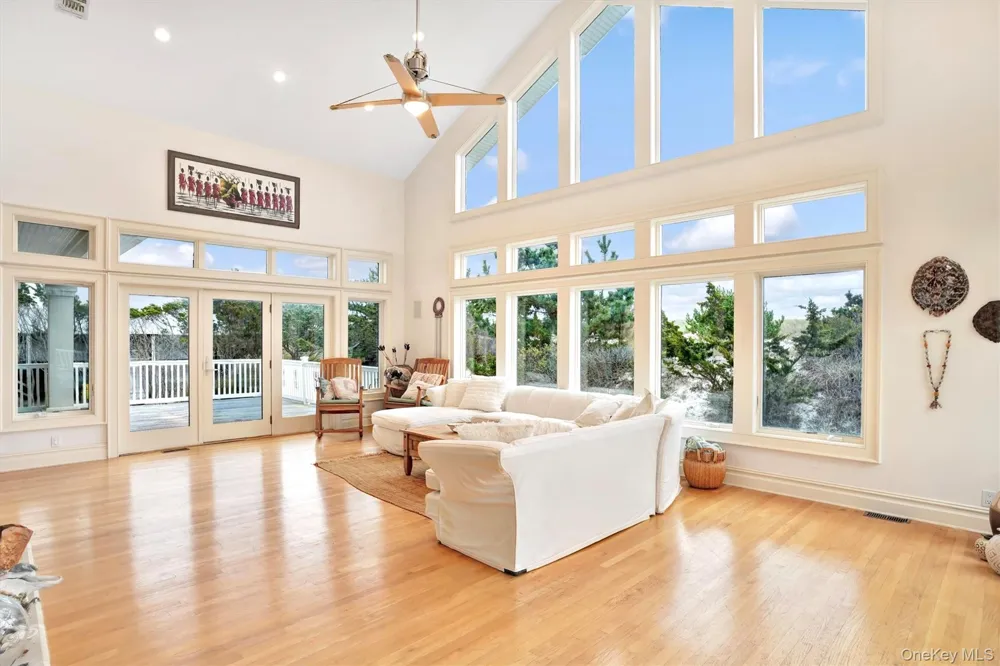 605 Dune Road Westhampton, NY 11977