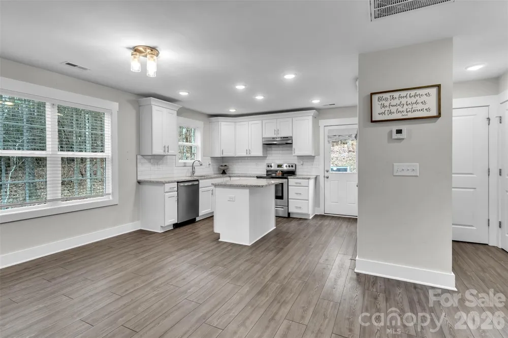 518 Lake Head Road Norwood, NC 28128
