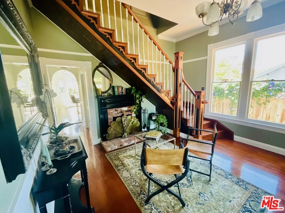 370 Main Street Los Alamos, CA 93440
