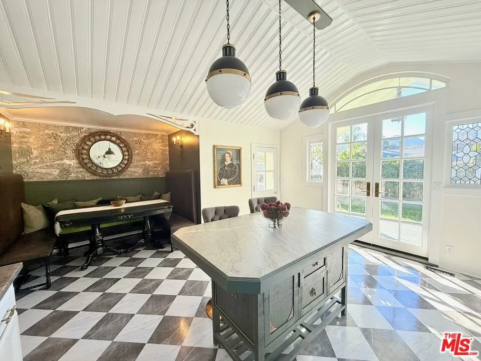370 Main Street Los Alamos, CA 93440