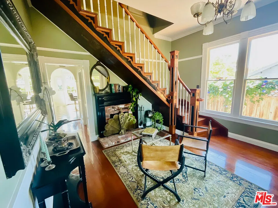 370 Main Street Los Alamos, CA 93440