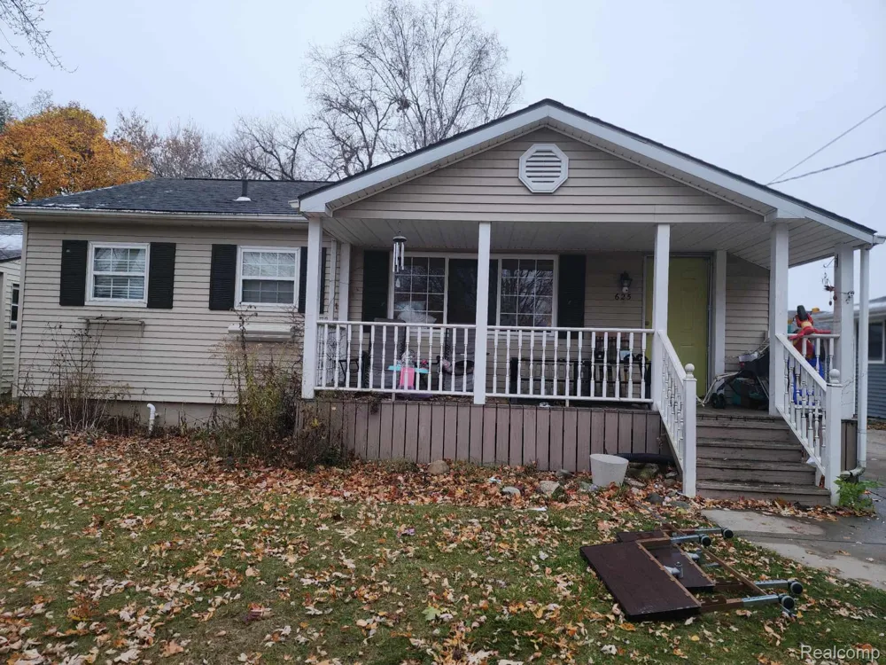 625 Charles Street Davison City, MI 48423