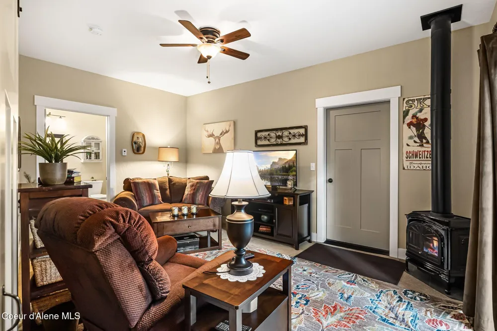94 Alpine Road Sandpoint, ID 83864