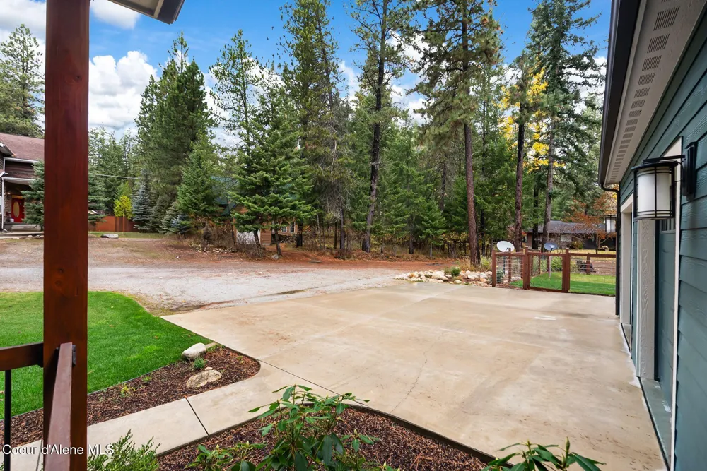 94 Alpine Road Sandpoint, ID 83864