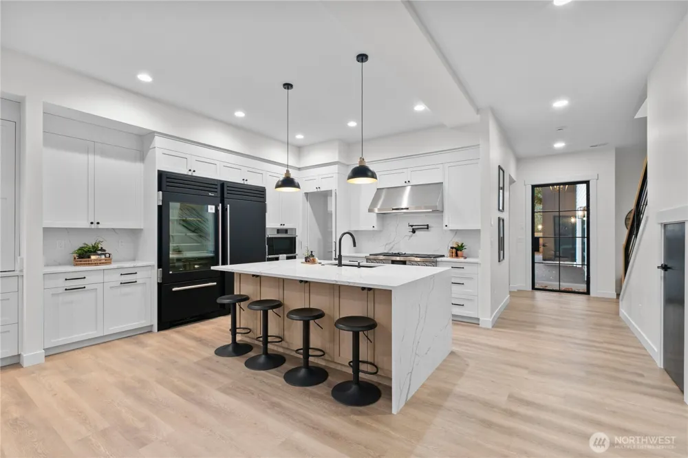 137 E Cedar Drive Lynden, WA 98264