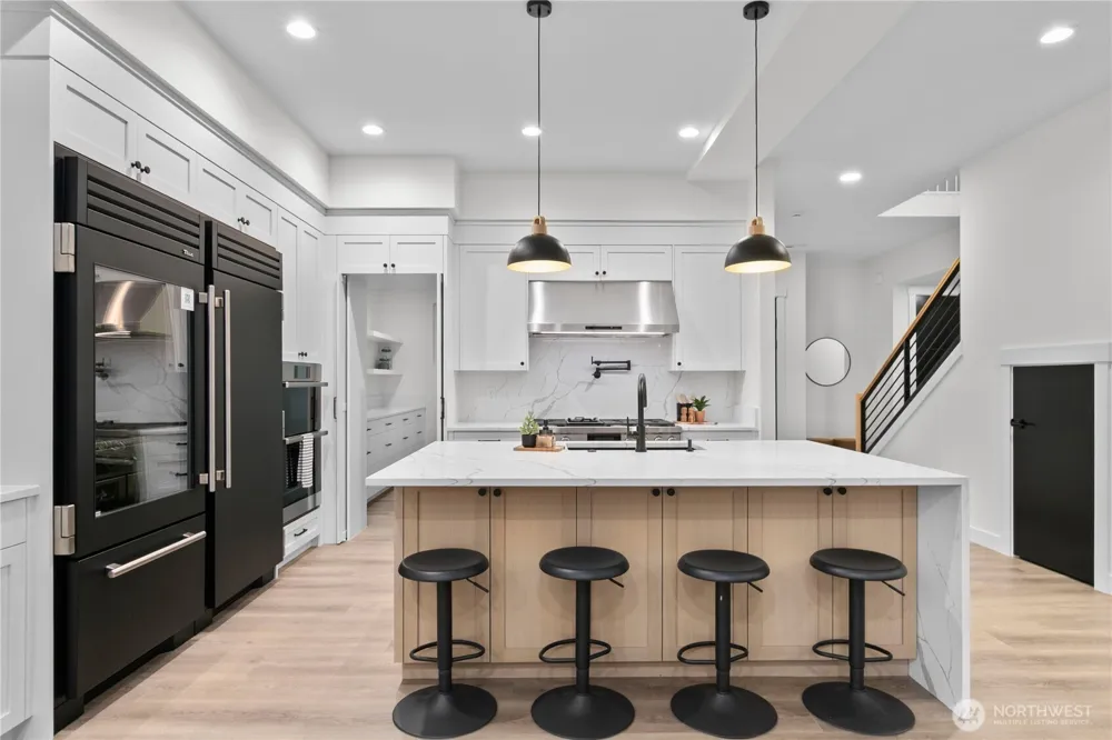 137 E Cedar Drive Lynden, WA 98264