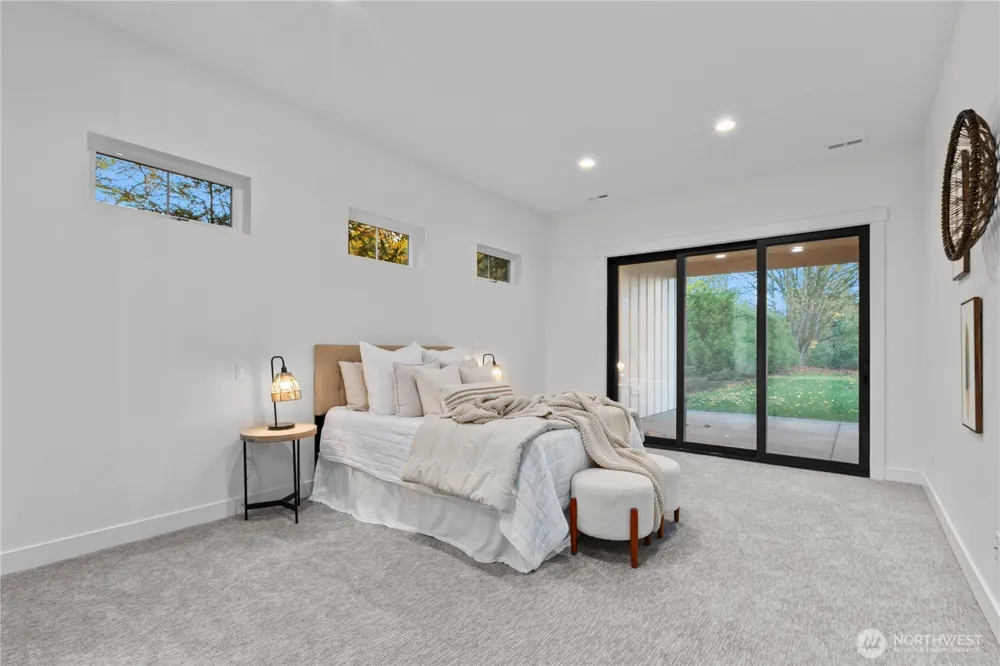 137 E Cedar Drive Lynden, WA 98264