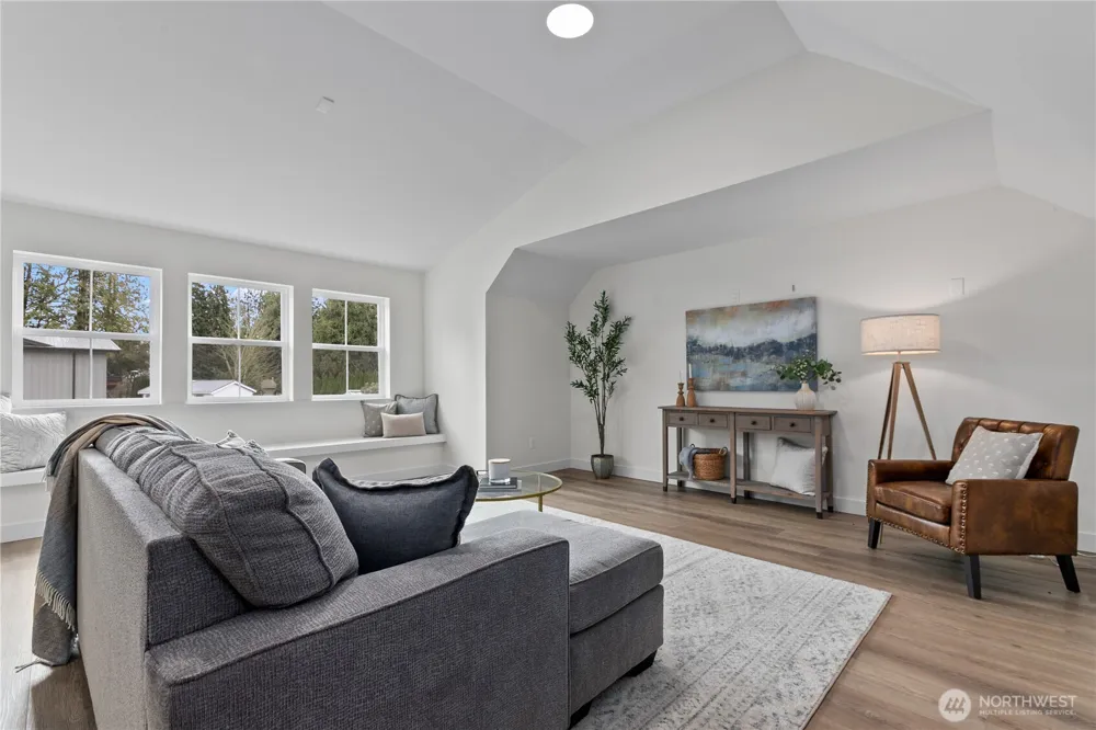 137 E Cedar Drive Lynden, WA 98264