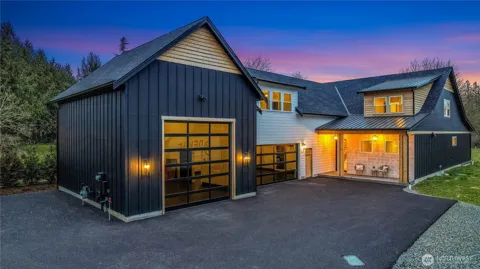 137 E Cedar Drive