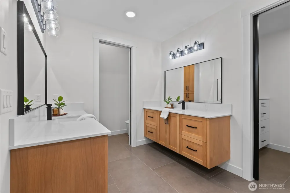 137 E Cedar Drive Lynden, WA 98264