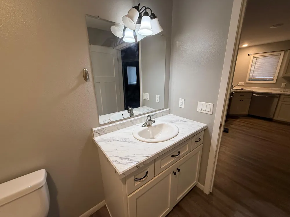 204 W Poplar Avenue #Unit A Badger, MN 56714
