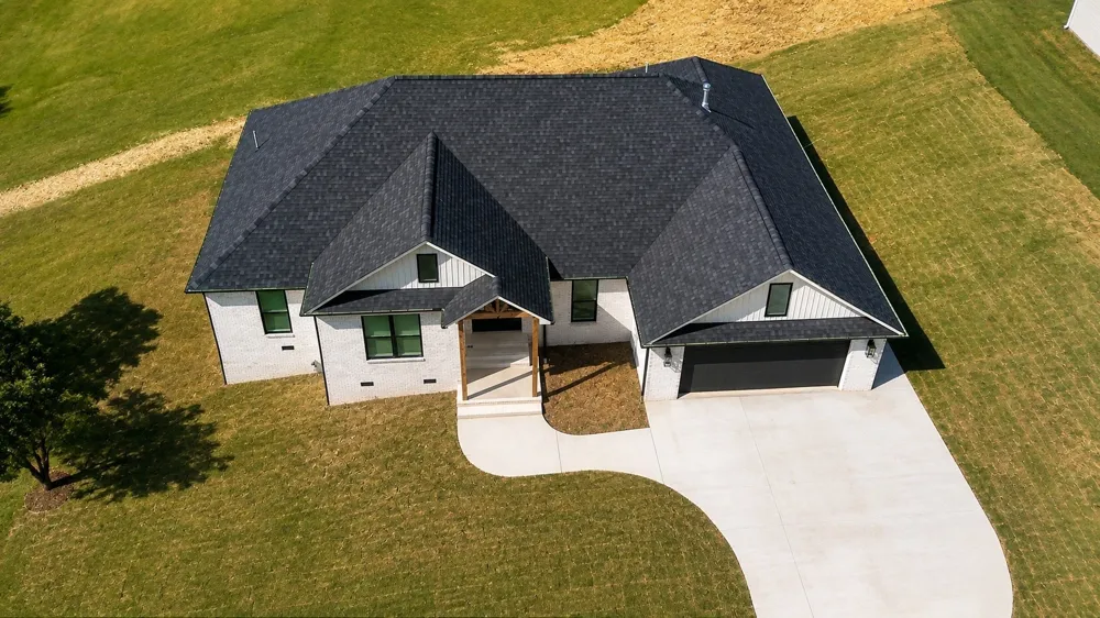 174 Cardinal Estate Dr Lexington, TN 38351