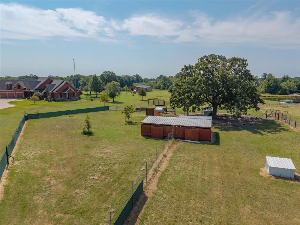 695 County Road 36120 Road Honey Grove, TX 75446