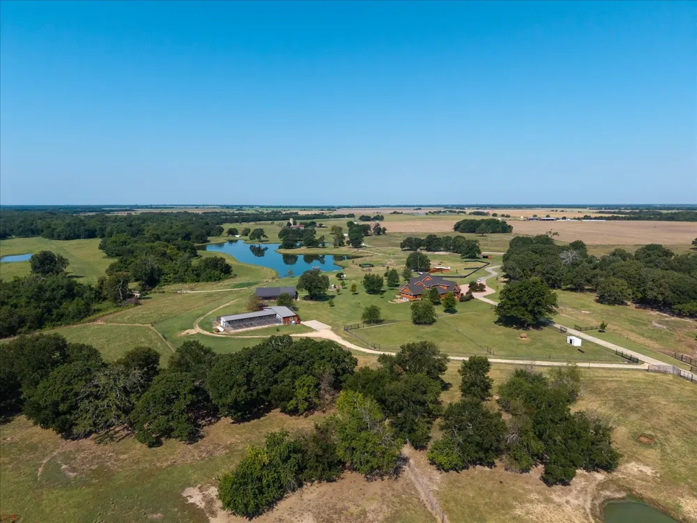 695 County Road 36120 Road Honey Grove, TX 75446