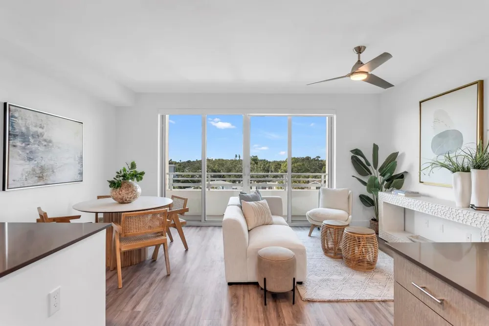 1709 TAMIAMI TRAIL #503 Sarasota, FL 34234