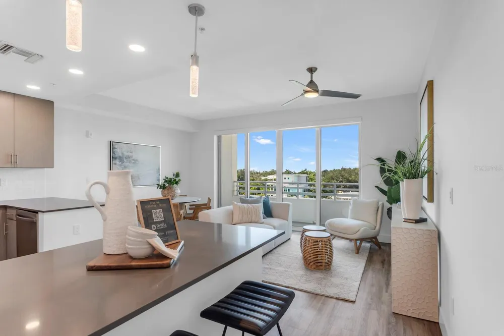 1709 TAMIAMI TRAIL #503 Sarasota, FL 34234
