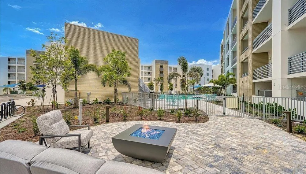1709 TAMIAMI TRAIL #503 Sarasota, FL 34234