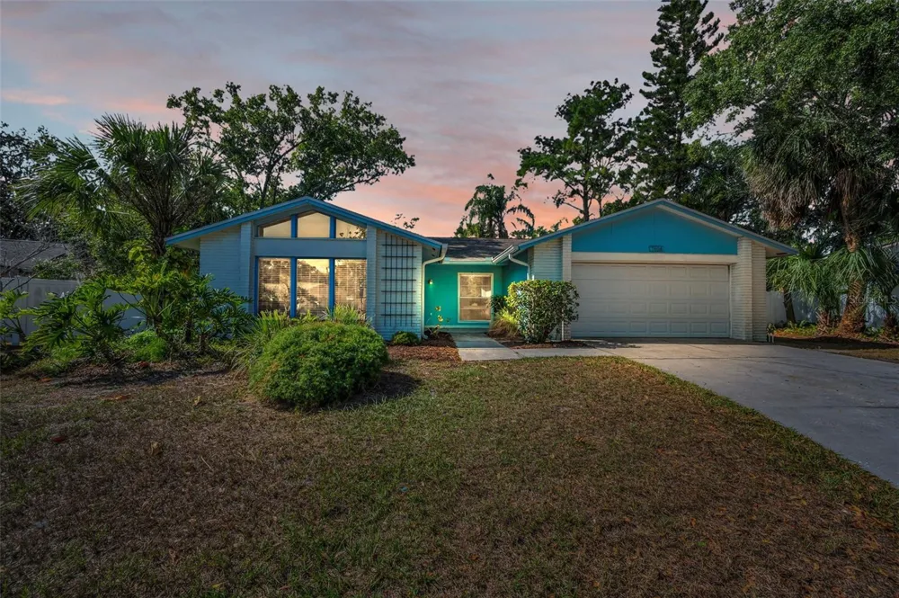 7404 CLEARVIEW DRIVE Tampa, FL 33634