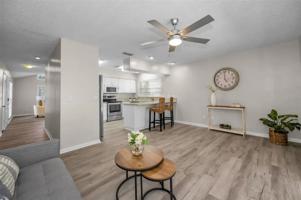 7404 CLEARVIEW DRIVE Tampa, FL 33634