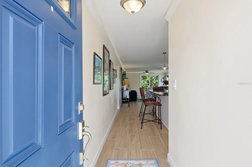 573 SPANISH DRIVE Longboat Key, FL 34228