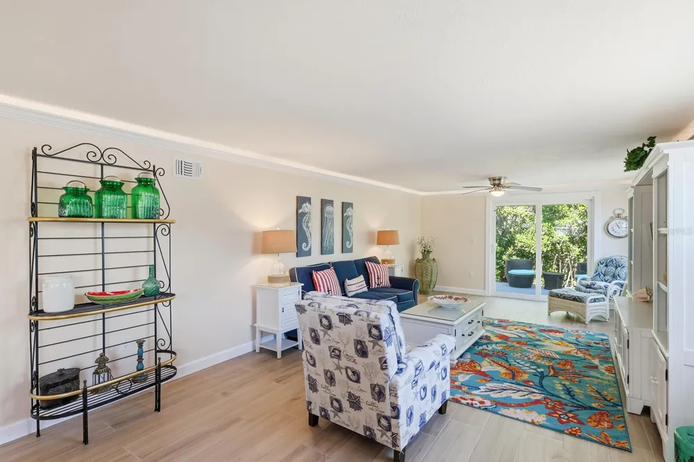 573 SPANISH DRIVE Longboat Key, FL 34228