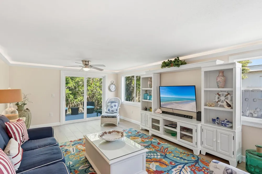 573 SPANISH DRIVE Longboat Key, FL 34228
