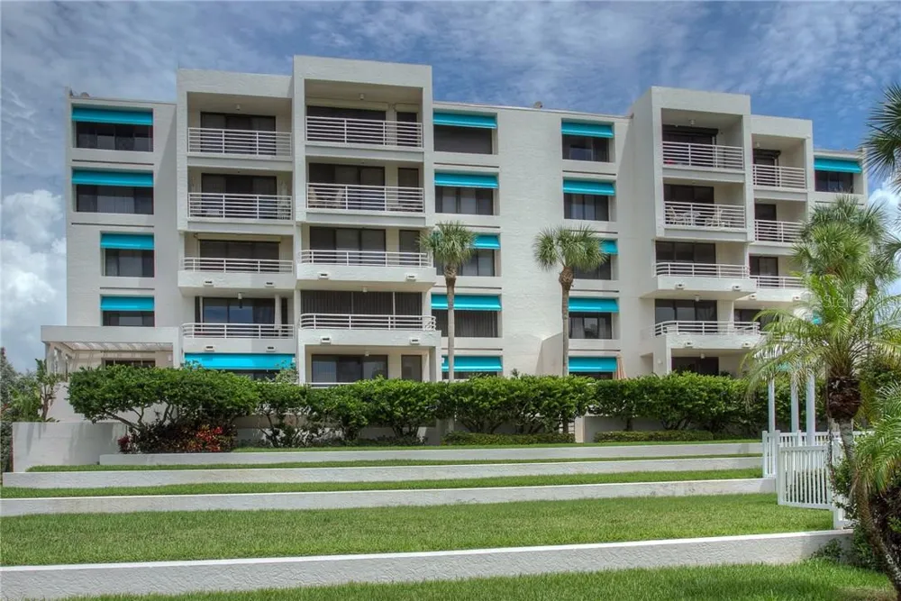 2109 GULF OF MEXICO DRIVE #1402 Longboat Key, FL 34228