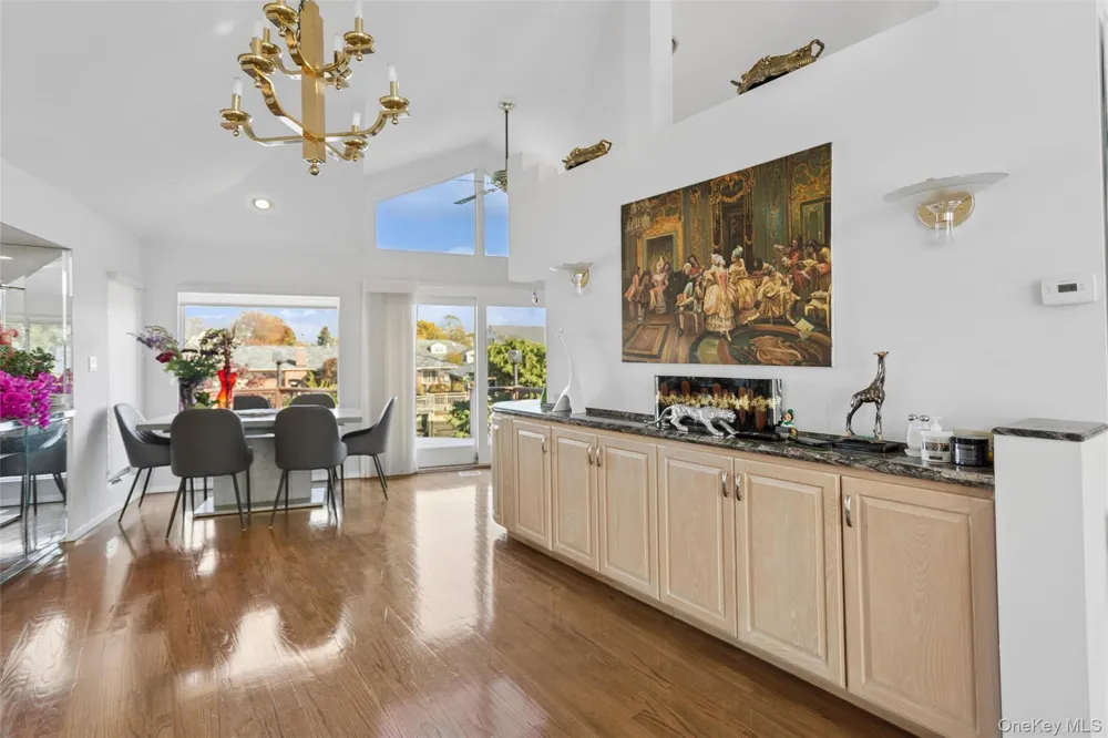 2729 Shore Drive Merrick, NY 11566
