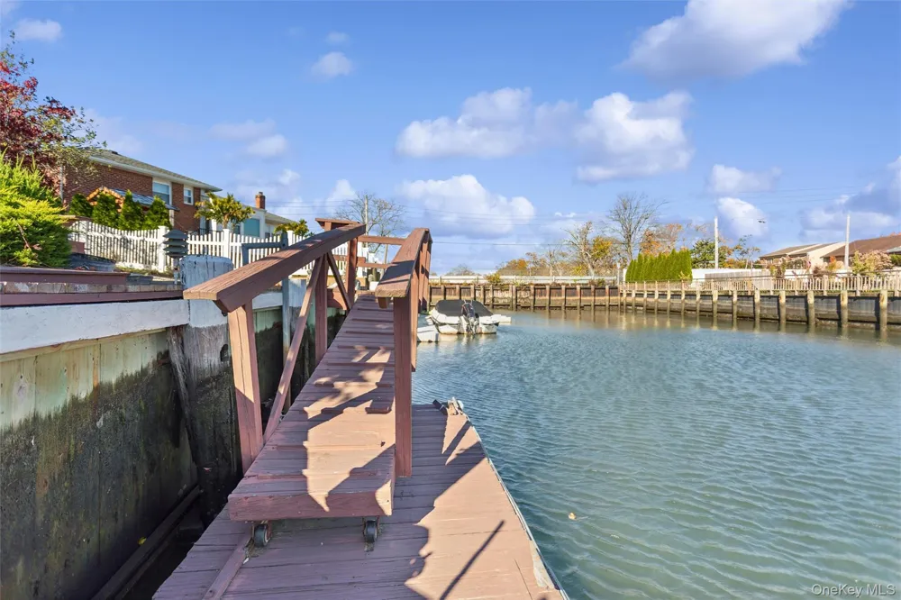 2729 Shore Drive Merrick, NY 11566