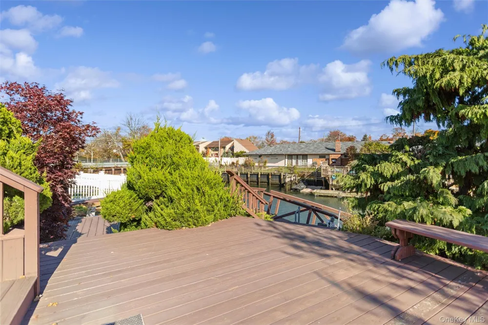 2729 Shore Drive Merrick, NY 11566
