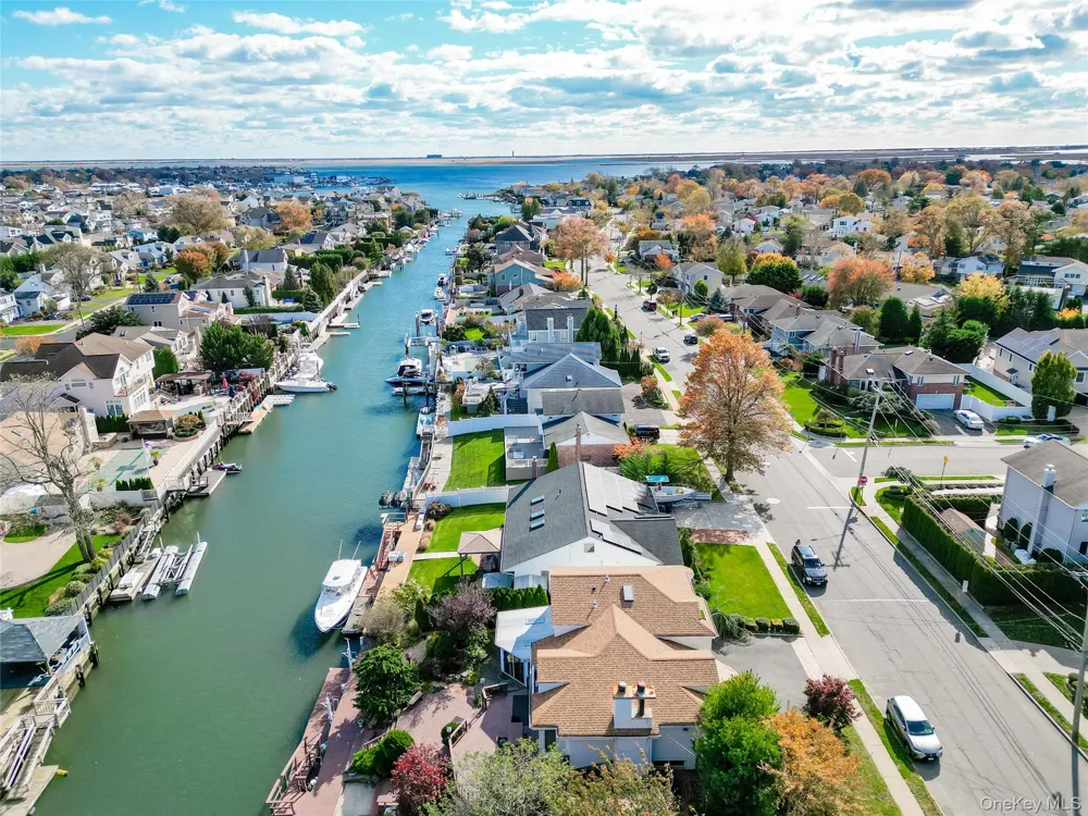 2729 Shore Drive Merrick, NY 11566