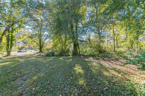 437 Oak Drive