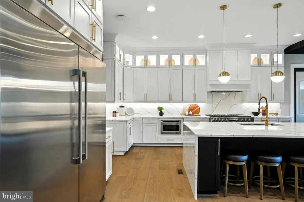 1321 HUNTER MILL ROAD Vienna, VA 22182