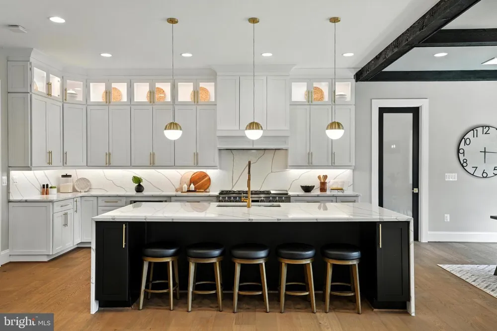1321 HUNTER MILL ROAD Vienna, VA 22182
