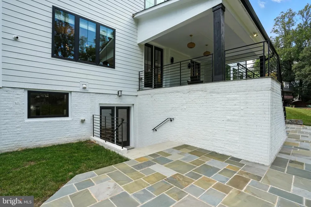 1321 HUNTER MILL ROAD Vienna, VA 22182