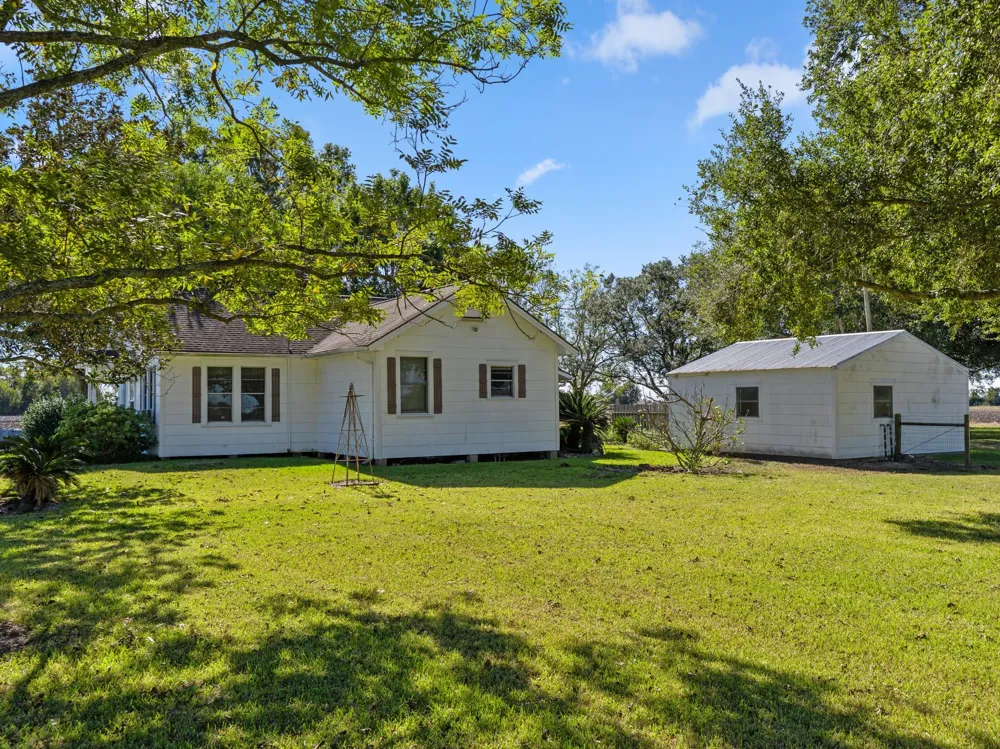 14309 Vrlla Road Guy, TX 77444
