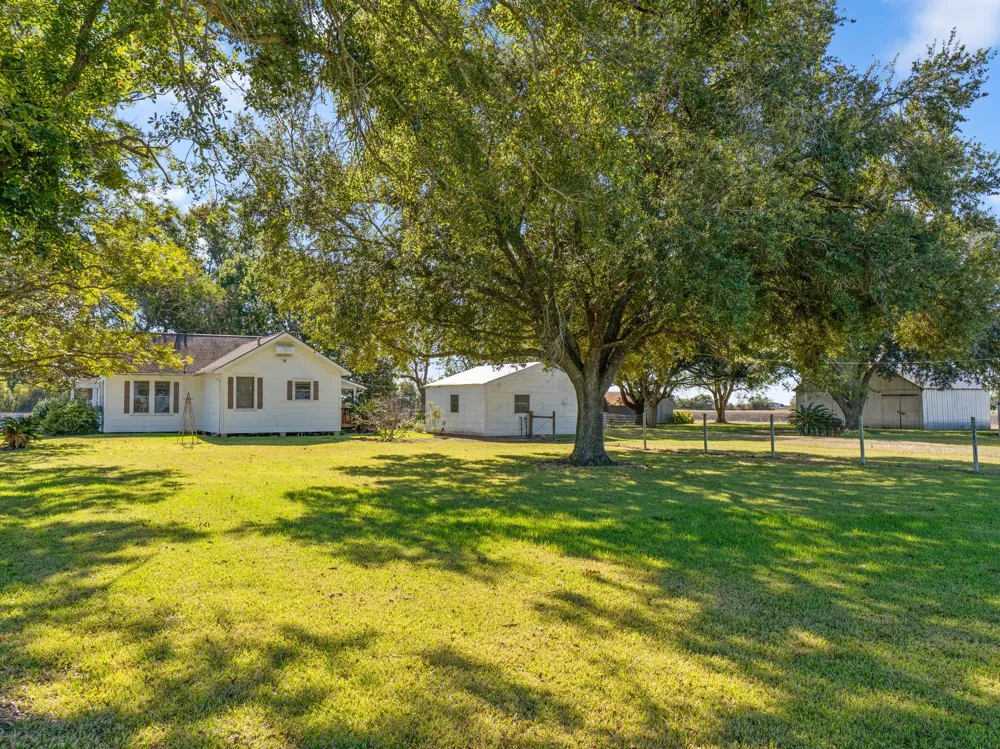 14309 Vrlla Road Guy, TX 77444