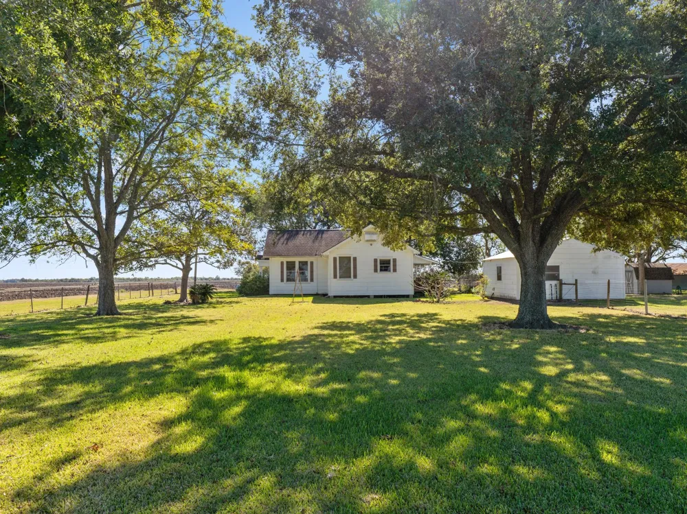 14309 Vrlla Road Guy, TX 77444