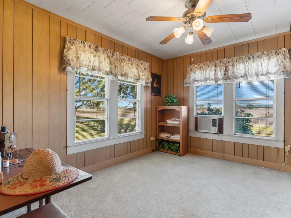 14309 Vrlla Road Guy, TX 77444