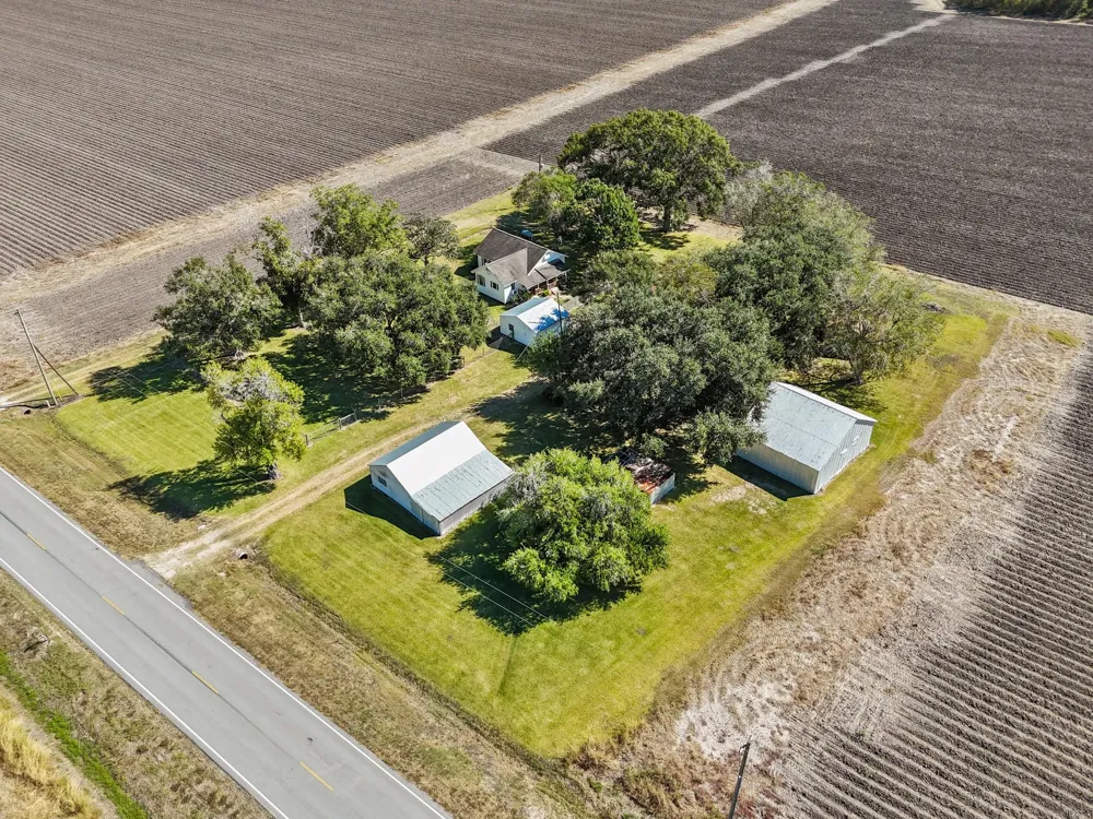 14309 Vrlla Road Guy, TX 77444